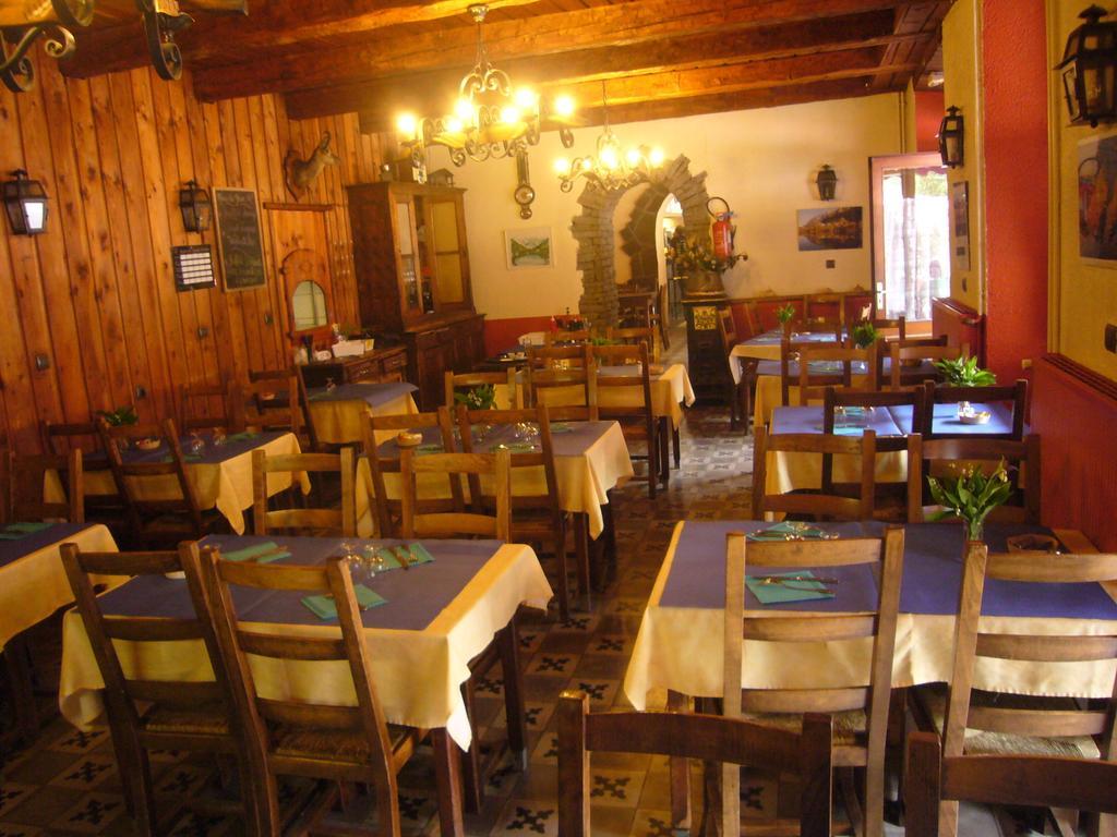 Le Relais Du Lac Le Lauzet-Ubaye Exterior photo